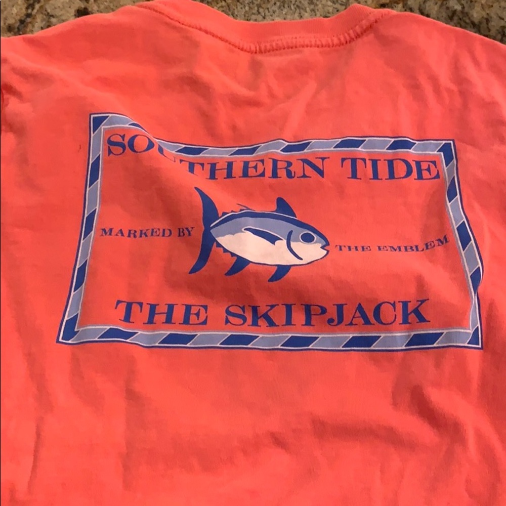 Youth medium Southern Tide shirt.